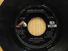 Cavaliers soul 45 Dance Little Girl bw Hold To My Baby on RCA
