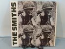 The SMITHS : MEAT IS MURDER 1985 Record Album SIRE RECORDS  - NM/EX
