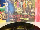 The Beatles - Sgt. Pepper's. PMC 7027. VG+/VG. 1st UK Mono  Complete  Vinyl LP.