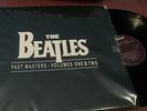 THE BEATLES PAST MASTERS VOLUMES ONE & TWO 2 LP VG+ CAPITOL FROM 1988