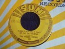 The Miller Sisters - There's No Right Way To Do Me Wrong 1955 USA 45 SUN 1st
