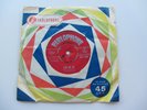THE BEATLES  1962    LOVE ME DO RED    PARLOPHONE    Z  T TAX CODE  1 L   1 GG