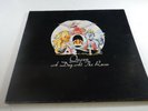 Queen, A Day at the Races, 1976 UK Vinyl LP, EMTC 104, A5 / B5  EX/EX