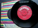 THE BEATLES 45 ' Love Me Do ' Parlophone Red UK 1962 -1G - VG+/EX