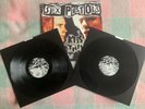 SEX PISTOLS - KISS THIS - UK 1992 Pressing - Double LP Virgin V2702 EX / EX