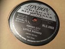 LITTLE RICHARD : KANSAS CITY  /  SHE KNOWS HOW TO ROCK.  UK.78.rpm (1959)