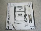 THE SNUTS    MIXTAPE  VINYL SIGNED SLEEVE / NEW