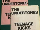 THE UNDERTONES - TEENAGE KICKS - Original issue 2 sleeves 1 X WHITE 1 X PINK