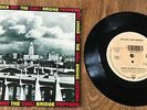 RED HOT CHILI PEPPERS - Under The Bridge 7