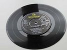 THE HOLLIES  4 ORIG EPS  IM ALIVE, HOLLIES STYLE, JUST ONE LOOK ,THE HOLLIES