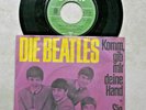 Single - The Beatles - Komm, gib mir deine Hand / Sie liebt dich - 60er Beat