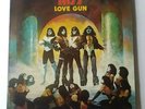KISS LOVE GUN 1984 REISSUE WITH CUT OUT GUN AND 