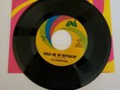 The Foundations - Build Me Up Buttercup - UNI (45RPM 7”Single)(J608)