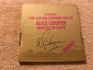Signed ALICE COOPER  MUSCLE OF LOVE  record album LP