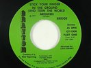 Funk Breaks 45 - Bridge - Stick Your Finger In The Ground - Graytom - VG++ mp3