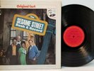 The SESAME STREET Book & Record Original Cast LP CS 1069 - Play Tested VG+ *A3