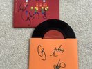 SIGNED . COLDPLAY . SPEED OF SOUND . LTD EDITION . 7” VINYL RECORD