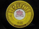 ROY ORBISON: Ooby Dooby / Go  Go  Go  Original SUN 242, 45 RPM VG (SB2)