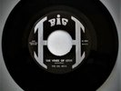 1957 Original version of THE VINES OF LOVE by the Del Rios on 45 rpm