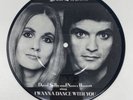 Dark Shadows 45 Picture Disc David Selby + Nancy Barrett  I Wanna Dance With You