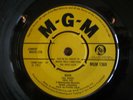 KRIS IFE - HUSH   THE SPECTATOR 1967 MGM ***RARE MOD DANCER***
