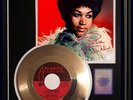 ARETHA  FRANKLIN GOLD RECORD NATURAL WOMAN W-PRINTED SIGNED SIGNATURE RARE