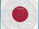 The Contacts - Him Or Me. What's It Gonna Be. PEP 25 Rare NZ vinyl 7
