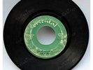 ARABIC PRINT EP 45 rpm RECORD   Kuwait Saudi Arabia Dubai UAE   retro old