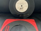 ‘Sweet Dreams (Are Made Of This)’ Eurythmics SIGNED 7” Annie Lennox Dave Stewart