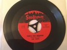 Northern Soul 7” Vinyl The Trips There's That Mountain Soultown S716A c70s
