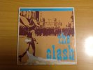  THE CLASH - RARE BLACK MARKET CLASH 10 INCH VINYL IN EXCELLENT CONDITION 1980 