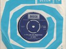 SEVENTIES / ELTON JOHN -- LEE GRANT -- A LITTLE LOVE & UNDERSTANDING   -- UK   7