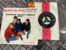The Monkees - Pleasant Valley Sunday / Words - 7” Japan Pressing on Victor Label