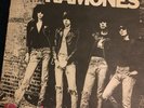 The Ramones - do you wanna dance B/W rockaway beach (SRE 1008 Italy)