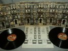Led Zeppelin Physical Graffiti Die Cut Cover SS 2-200   Original 753311-SP