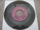 ELVIS PRESLEY Hound Dog  1956  GOLD HMV      V G+