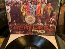 THE BEATLES Sgt Peppers Lonely Hearts Club Band APPLE PRESS w/EX VINYL w/INSERT