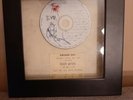 Disque  ( the wall )dédicacé par roger waters  , avec certificat  . pink floyd