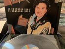 PATSY CLINE 12 Greatest Hits w/NEAR MINT VINYL 