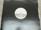 Omni Trio – Thru The Vibe (John B + 2 On 1 Mixes) (Moving Shadow) 12