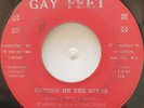 45 REGGAE / JOHNNY & THE ATTRACTIONS / COMING ON THE SCENE / GAY FEET / LISTEN