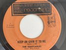 THE EQUITABLES Keep Givin It To Me 45 STRAKERS Reggae 7