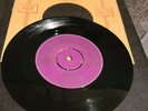 Elvis Presley single Heartbreak Hotel 7M 385 ..plays lovely...