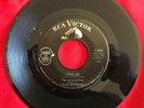 Lafayettes, RCA 8082, I Still Do & Caravan Of Lonely Men, Uptempo group tune VG+
