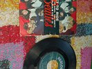 4 DISCHI 45 GIRI THE BEATLES TICKET TO RIDE SHE LOVES YOU PLEASE PLEASE ME WE...