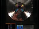 Depeche Mode Black Celebration RIAA Platinum Award goldene Schallplatte gold dis