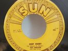 Roy Orbison Ooby Dooby / Go  Go  Go  (GREAT ROCKABILLY 45) SUN 242 PLAYS VG+