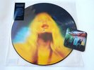 WOLF ALICE - BLUE WEEKEND - LTD PICTURE DISC VINYL LP + SIGNED BEERMAT DH01116