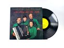 Larry And His Larks - Family-Style Polkas - Dyna Sound Records LP