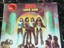 KISS LOVE GUN LP WIT UNUSED LOVE GUN. ORIGINAL 1977.